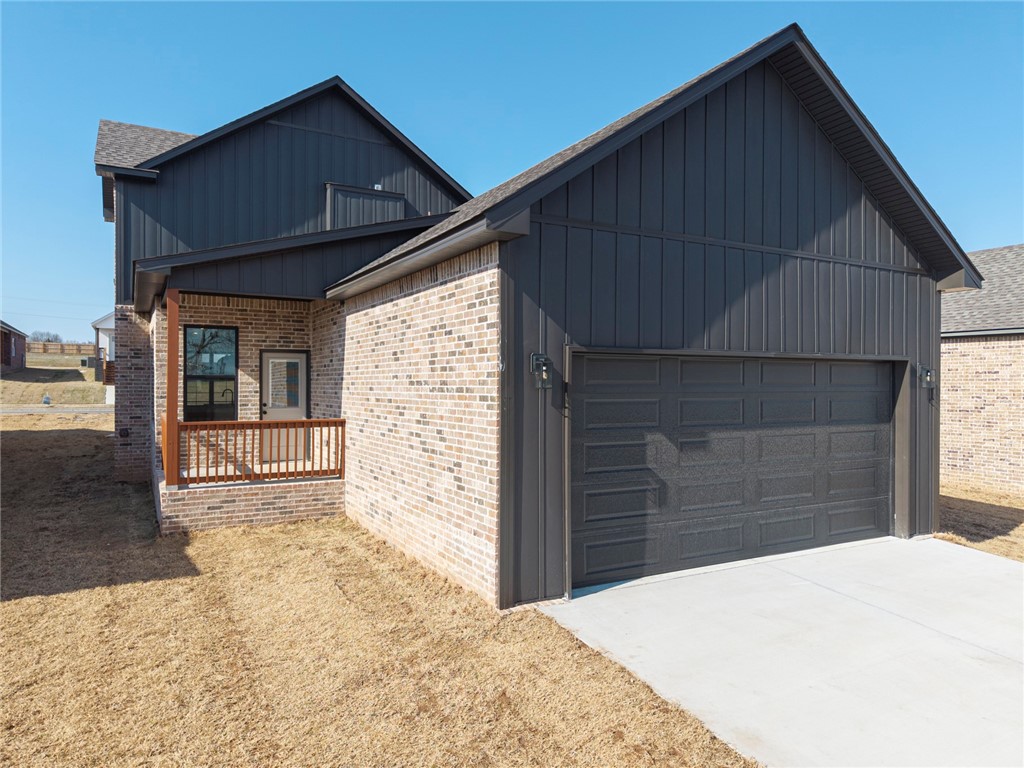 Wells Lake Cottages At Chaffee Crossing - Residential