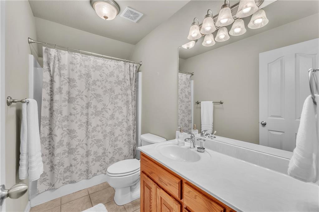 Stoney Creek Place Sub Rogers - Residential Lease