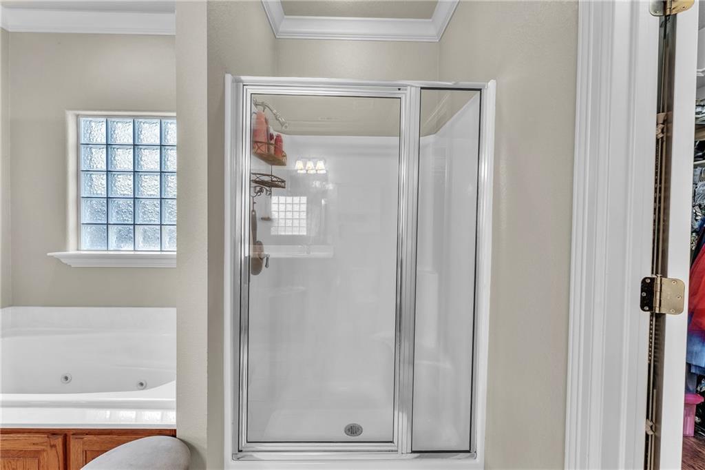 Stoney Creek Place Sub Rogers - Residential Lease