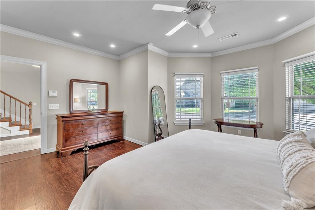 Stoney Creek Place Sub Rogers - Residential Lease