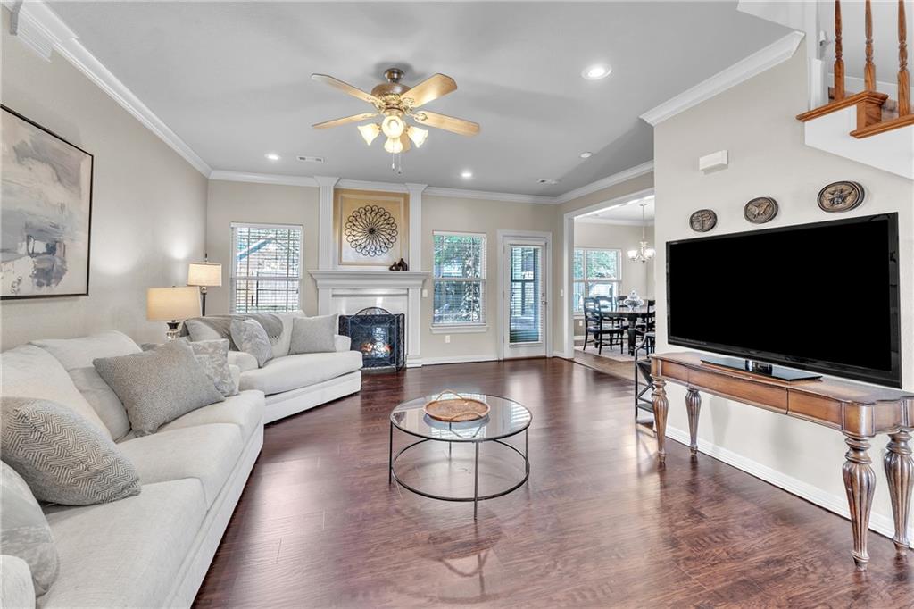 Stoney Creek Place Sub Rogers - Residential Lease