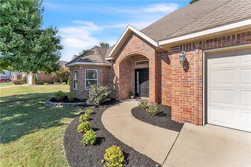Stoney Creek Place Sub Rogers - Residential Lease