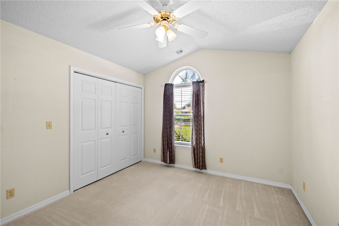 Round Prairie Estate Ph 2 Gentry - Residential