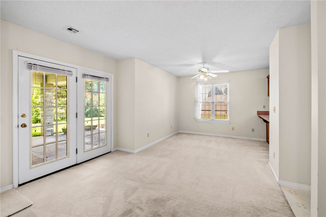 Round Prairie Estate Ph 2 Gentry - Residential