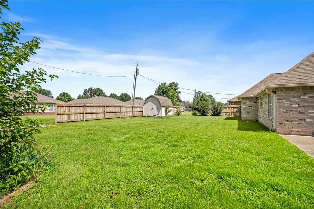 Round Prairie Estate Ph 2 Gentry - Residential