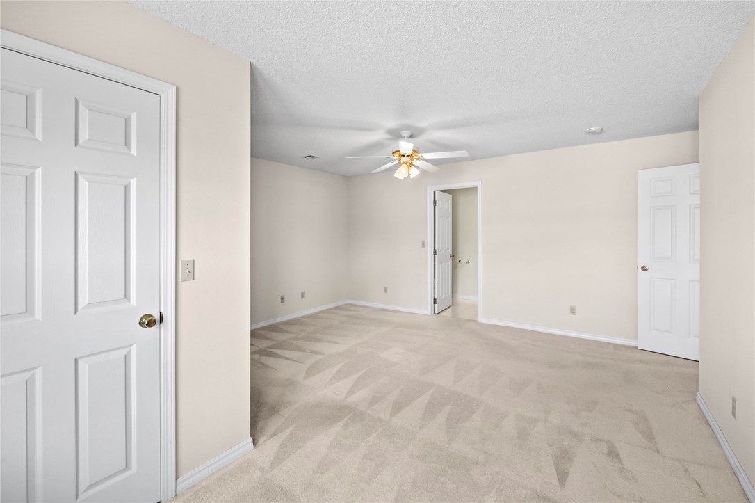 Round Prairie Estate Ph 2 Gentry - Residential