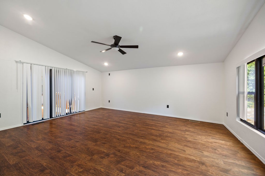 Oakhills Sub Rurban - Residential