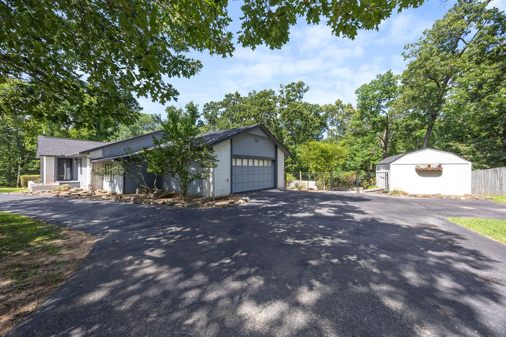 Oakhills Sub Rurban - Residential