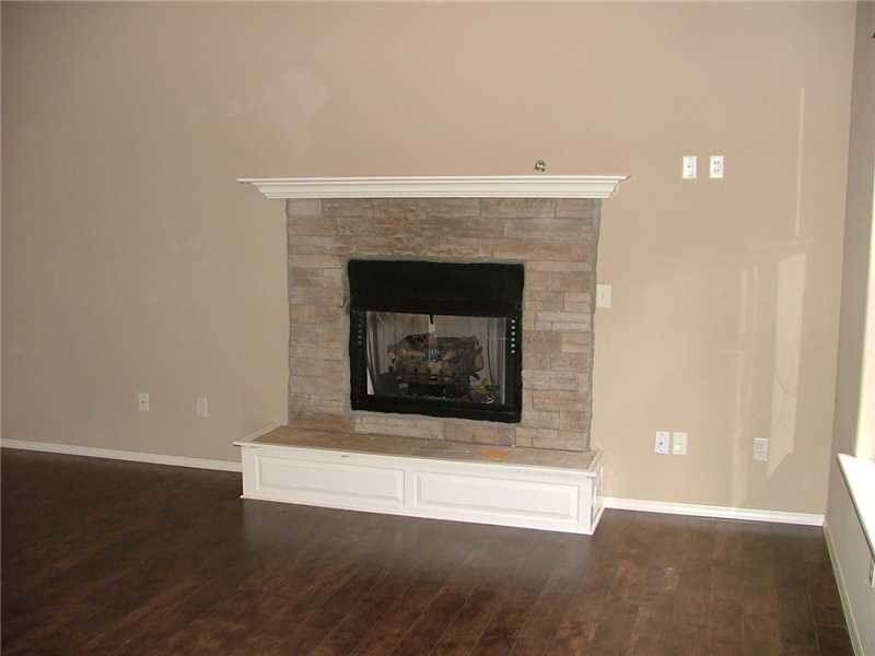 Cunningham Sub Bvv - Residential Lease