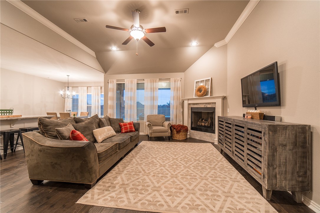 Charleston Park At Legendary - Residential