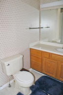 Wh Oak St Condo PH III - Residential