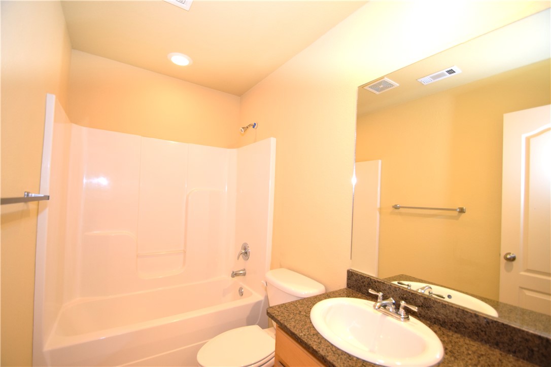 Kerelaw Castle Bentonville - Residential Lease