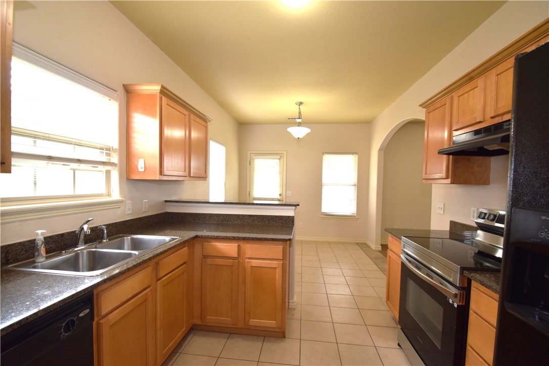 Kerelaw Castle Bentonville - Residential Lease