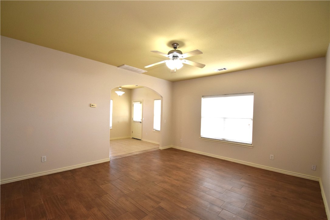 Kerelaw Castle Bentonville - Residential Lease