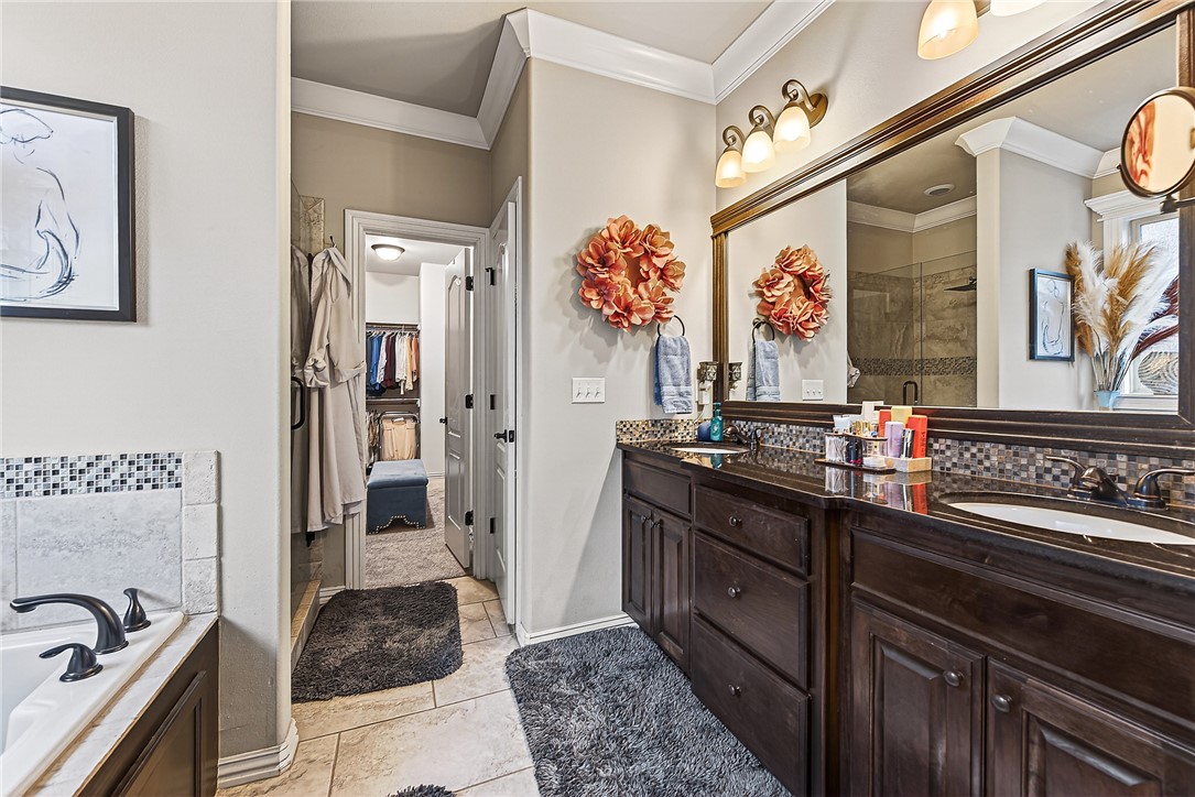 Lochmoor Club Sub Bentonville - Residential