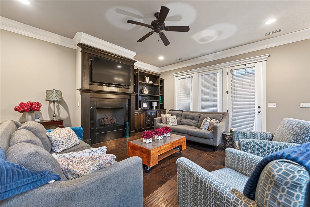Lochmoor Club Sub Bentonville - Residential