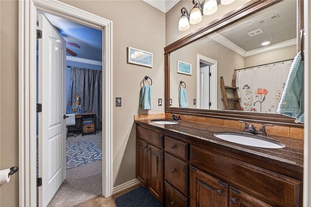 Lochmoor Club Sub Bentonville - Residential