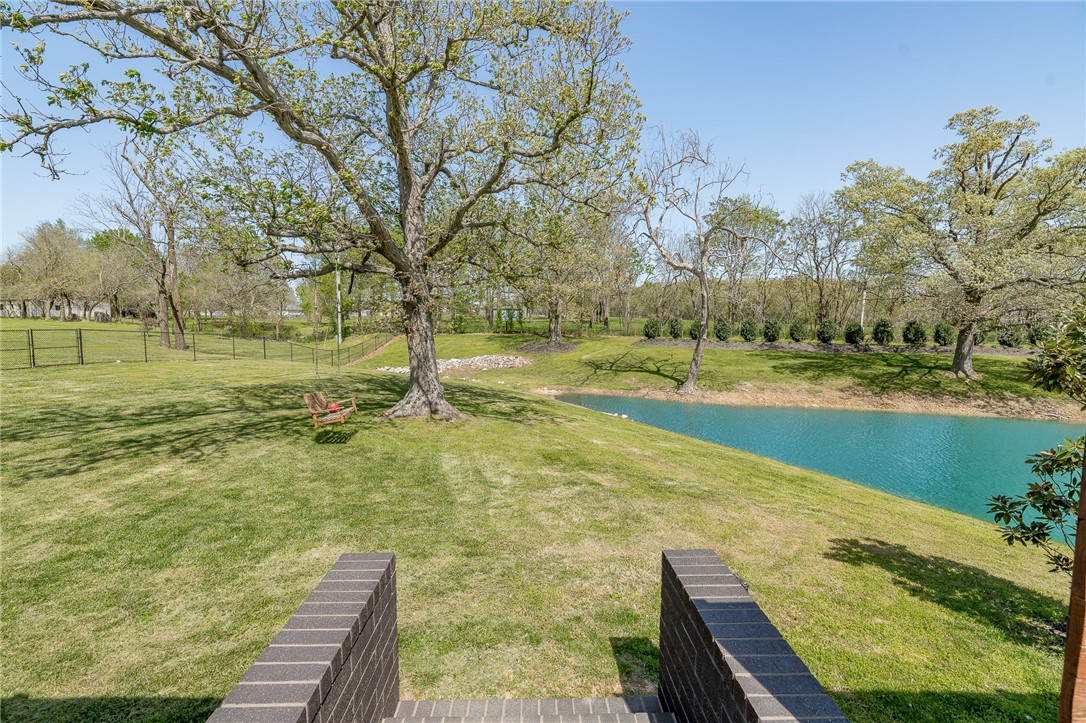 Elm Spgs Outlots - Residential