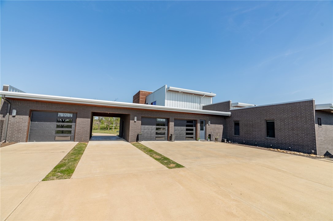 Elm Spgs Outlots - Residential