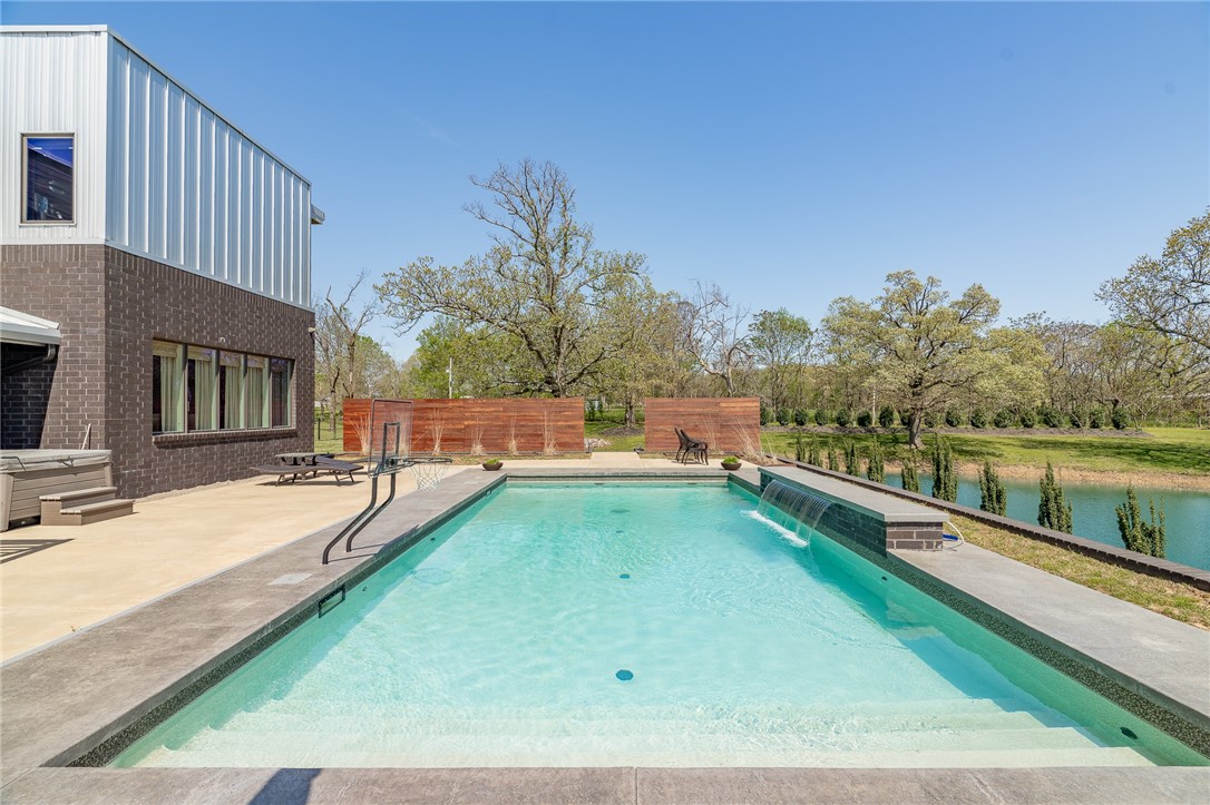 Elm Spgs Outlots - Residential