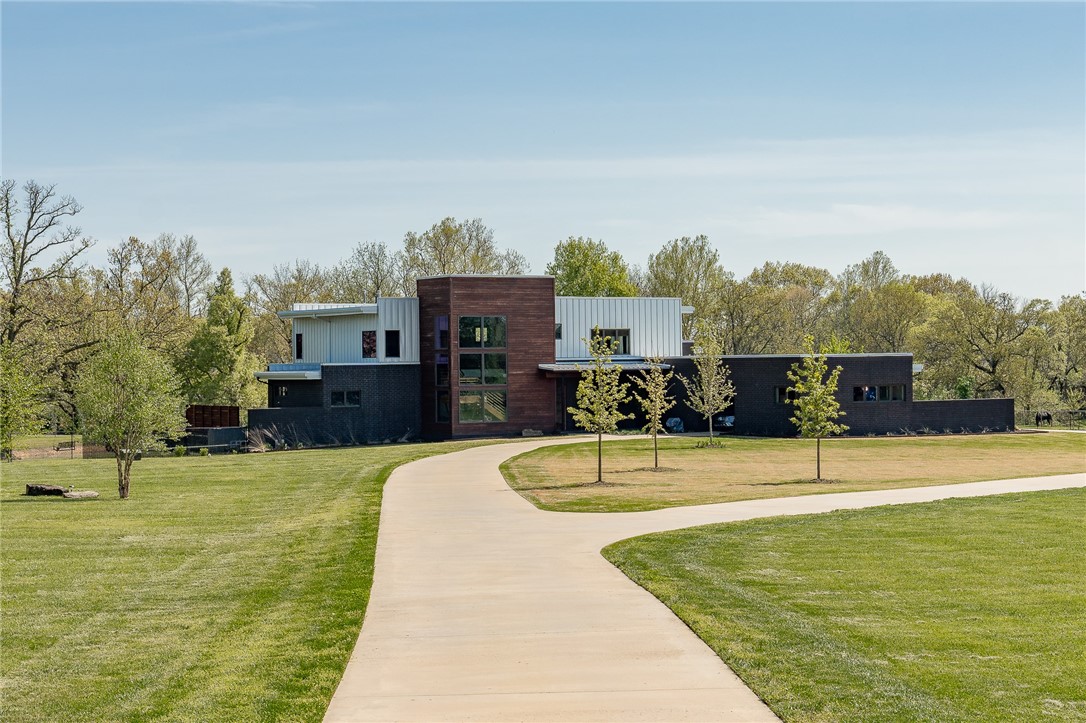 Elm Spgs Outlots - Residential