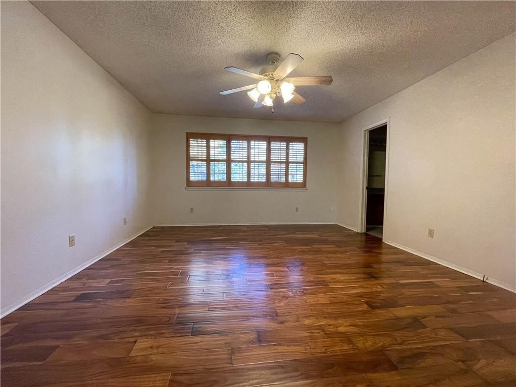 Plentywood Farms West Unit 2 Rurban - Residential Lease
