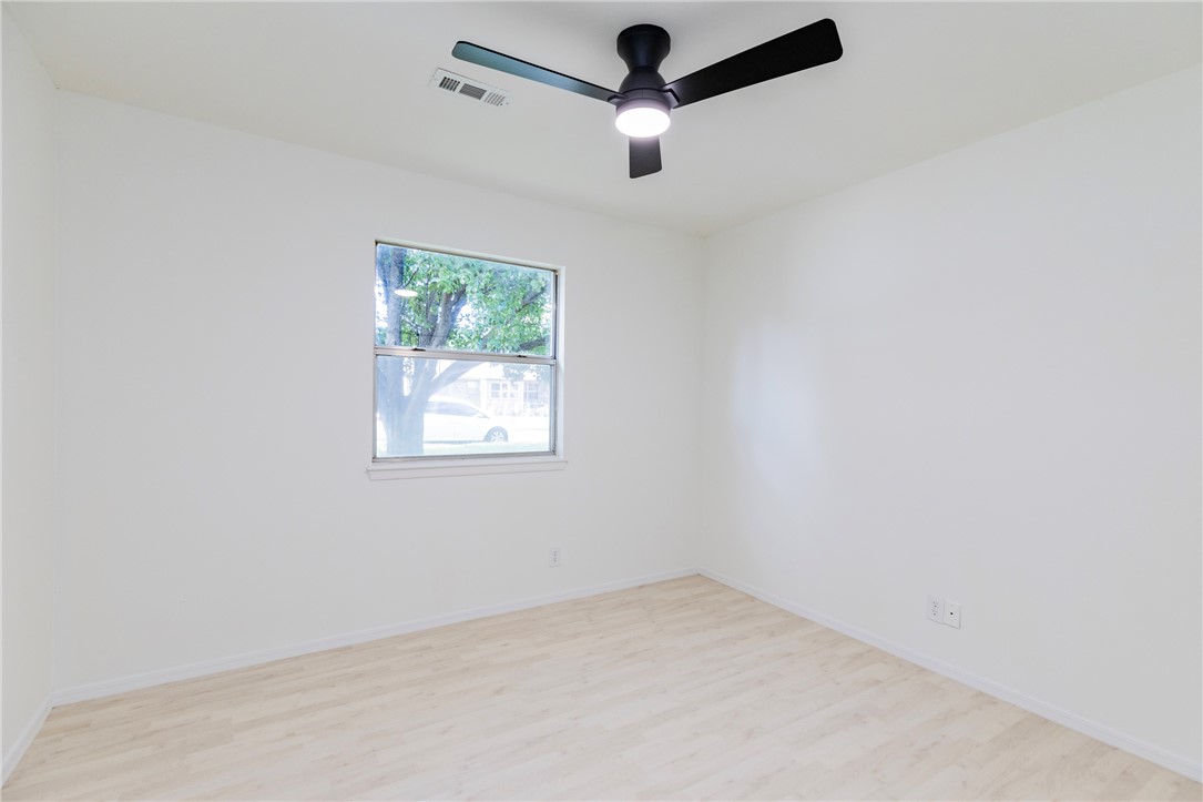Rolling Oaks Sub Unit 2 Rogers - Residential