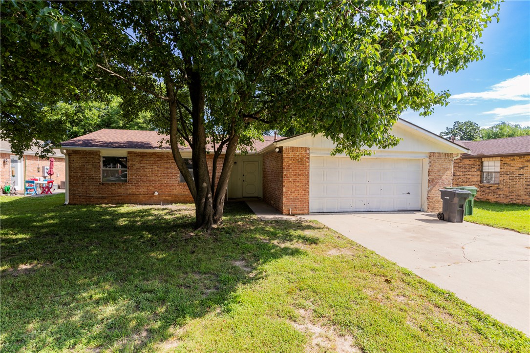 Rolling Oaks Sub Unit 2 Rogers - Residential
