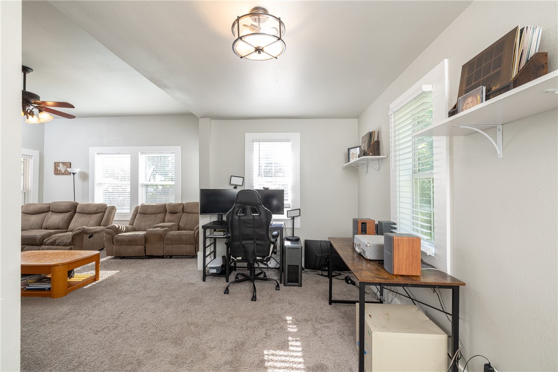 Lincoln Outlots - Residential
