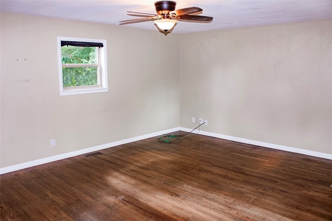 S T Russell Sub - Residential Lease