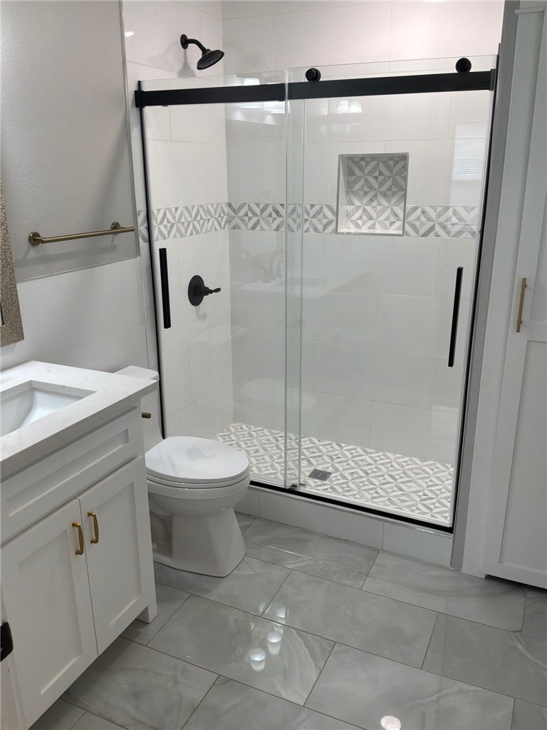ROGERS 2ND ADD - Residential Lease