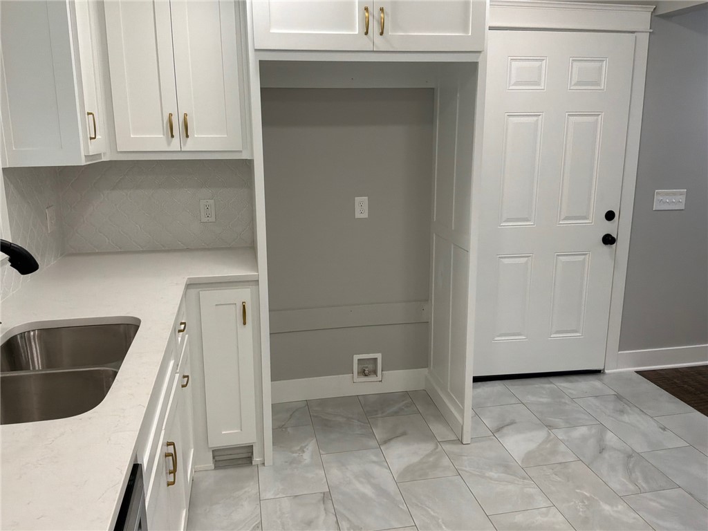 ROGERS 2ND ADD - Residential Lease