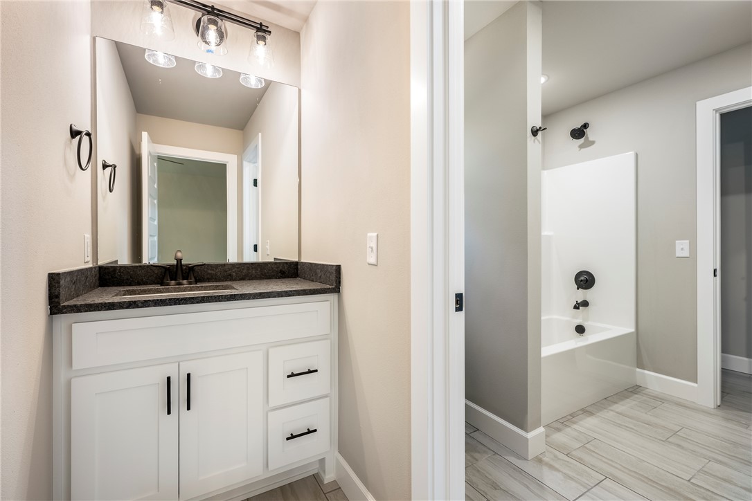 Lockhart Sub Bvv - Residential