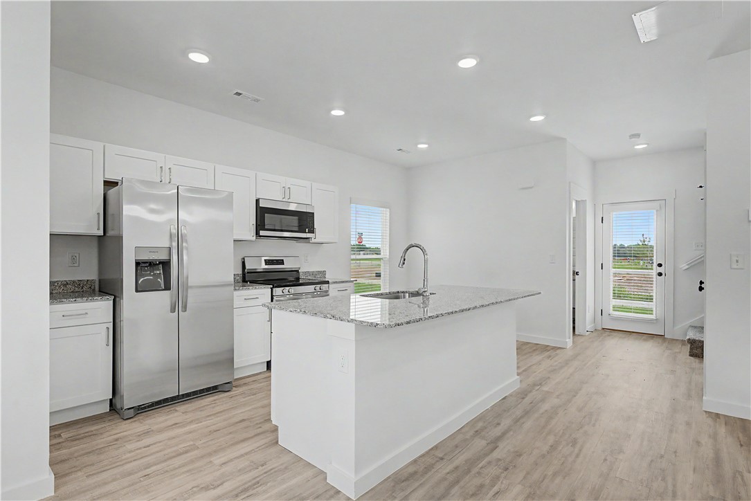 FEATHERSTON WEST SUB PH 1-CENTERTON - Residential