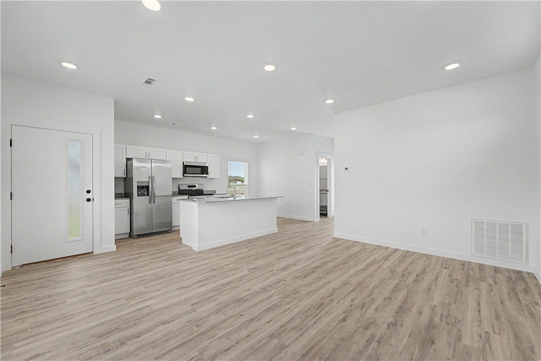 FEATHERSTON WEST SUB PH 1-CENTERTON - Residential