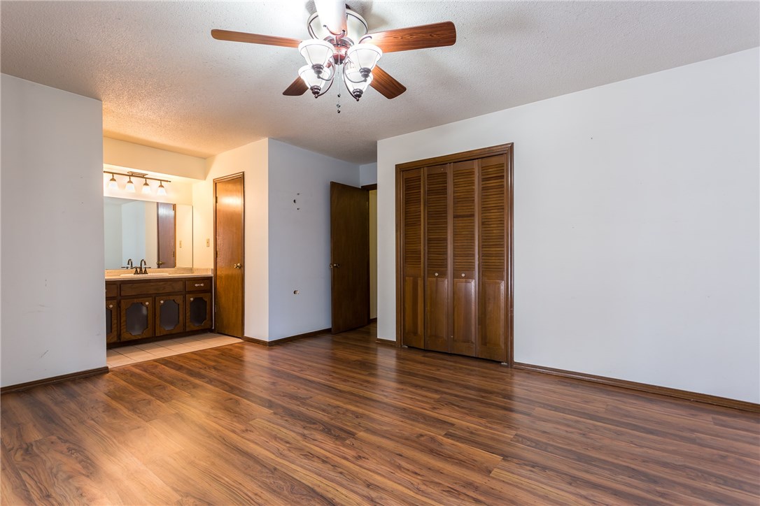 Rolling Hills Sub Siloam Spgs - Residential