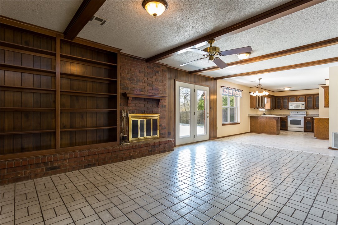 Rolling Hills Sub Siloam Spgs - Residential