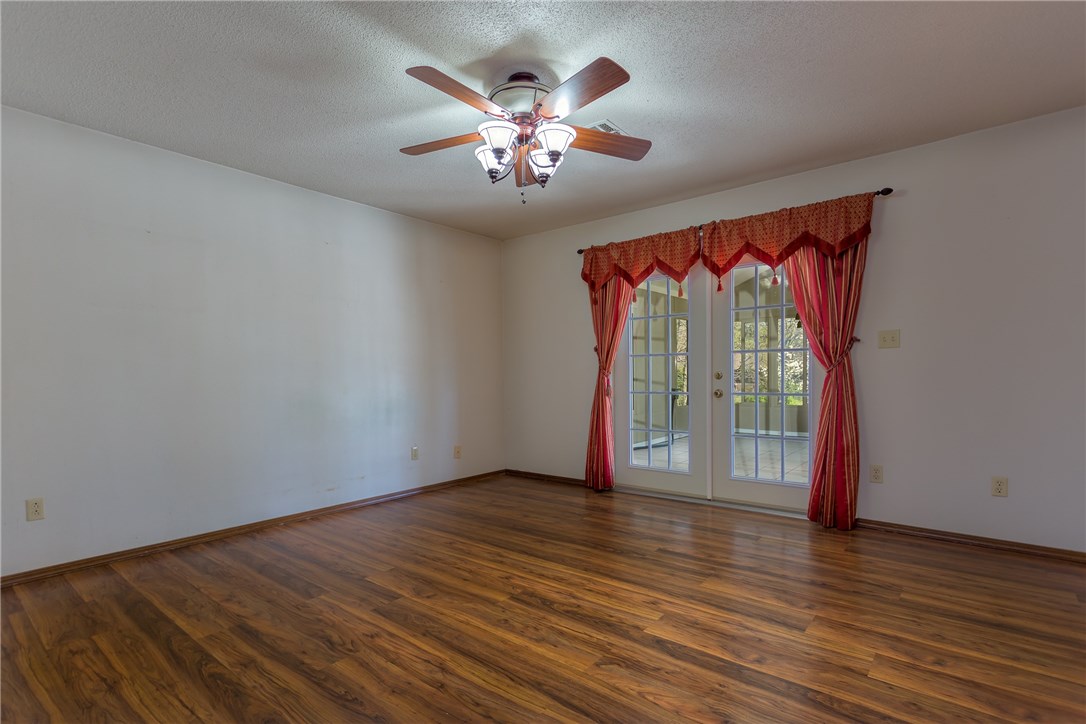 Rolling Hills Sub Siloam Spgs - Residential