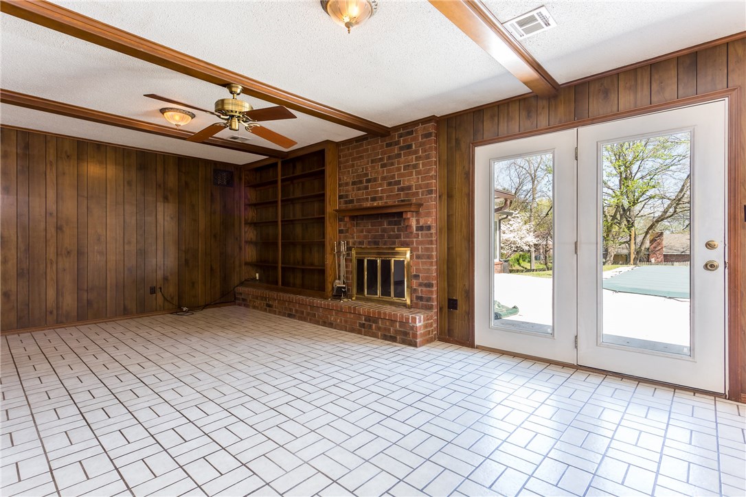 Rolling Hills Sub Siloam Spgs - Residential