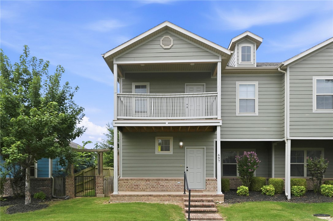 Discover an exceptional opportunity with this newly refreshed townhome, located right on the University of Arkansas bus route. This offering is a rare find for both parents securing student housing and seasoned investors looking for prime rental assets. Designed with students in mind, this townhome features a layout with four spacious bedrooms and three full, modern bathrooms, providing comfortable shared living space. The fresh, contemporary updates mean this home is move-in ready—no costly renovations needed! You're just under 4 miles to the University of Arkansas campus, ensuring a quick commute. Plus, you'll be minutes from prime shopping districts, popular dining spots, and beautiful Fayetteville parks. Added community benefit includes easy access to the Fayetteville Boys and Girls Club. Secure your stake in the thriving Fayetteville real estate market today with this high-demand, high-potential property!