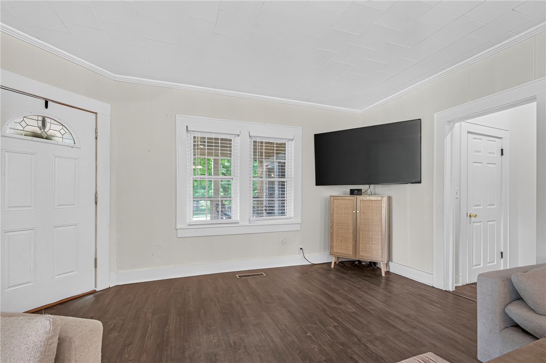 Lincoln Outlots - Residential