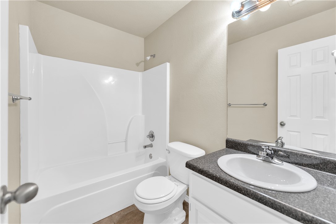 Standing Oaks Sub Blk Ii Pea Ridge - Residential