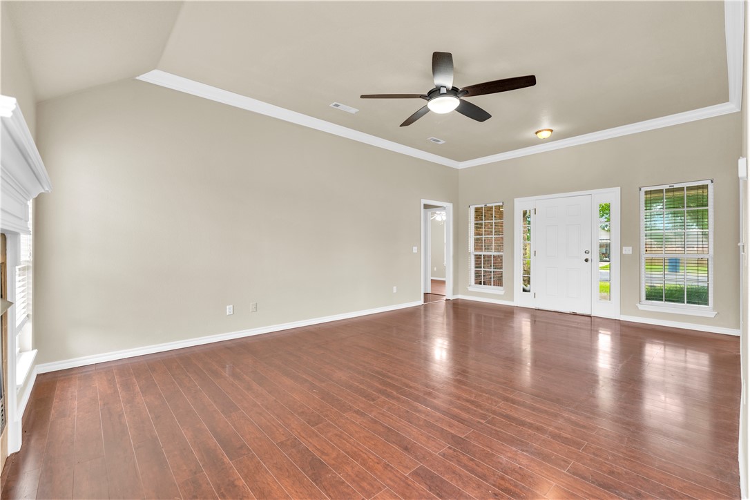 Standing Oaks Sub Blk Ii Pea Ridge - Residential