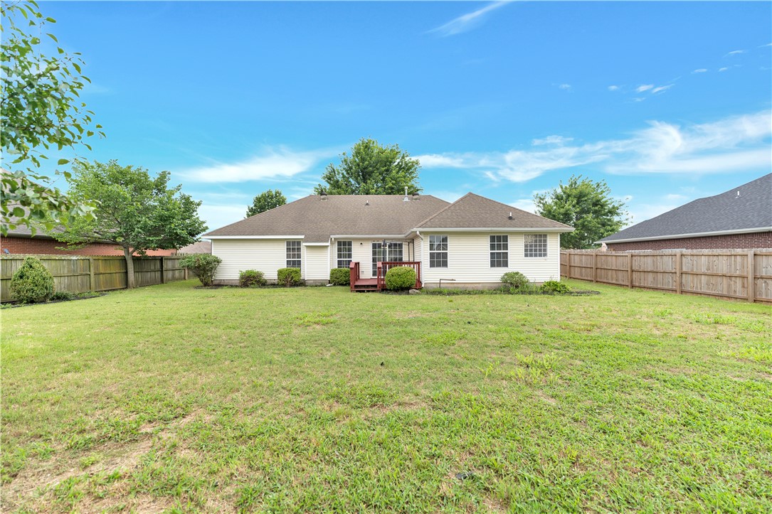 Standing Oaks Sub Blk Ii Pea Ridge - Residential