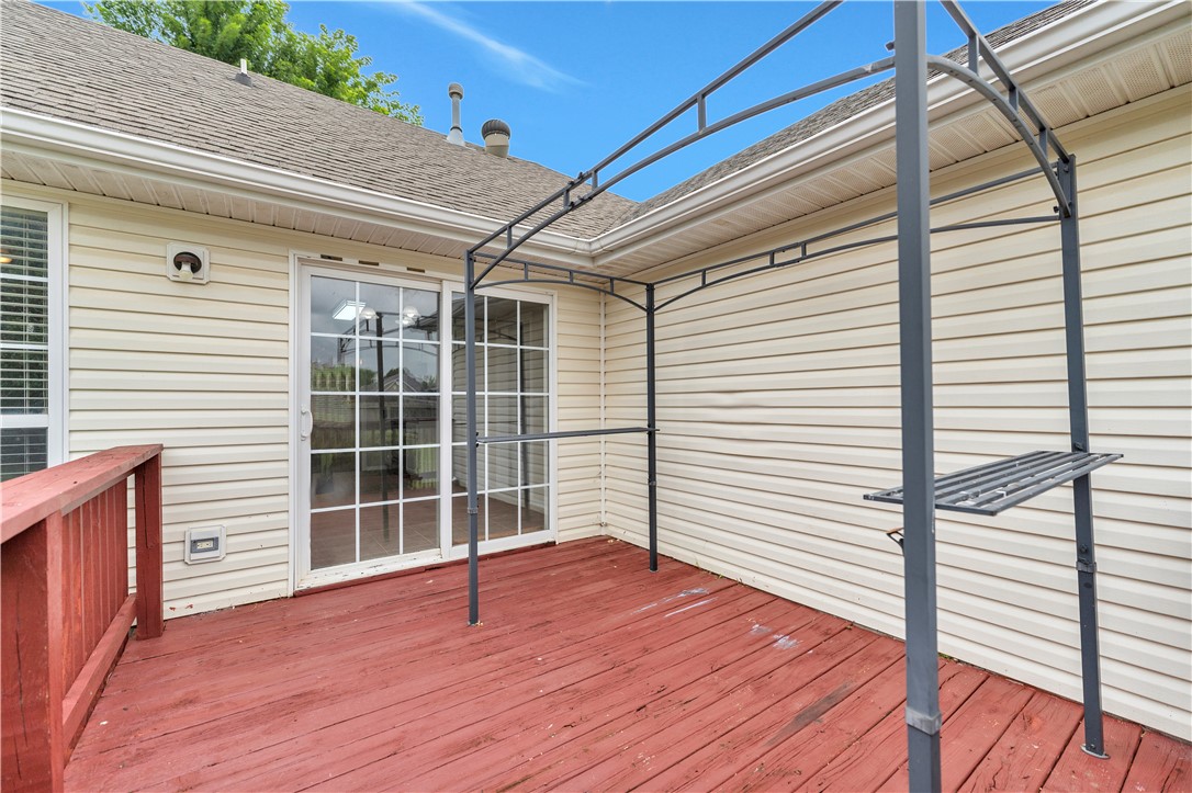 Standing Oaks Sub Blk Ii Pea Ridge - Residential