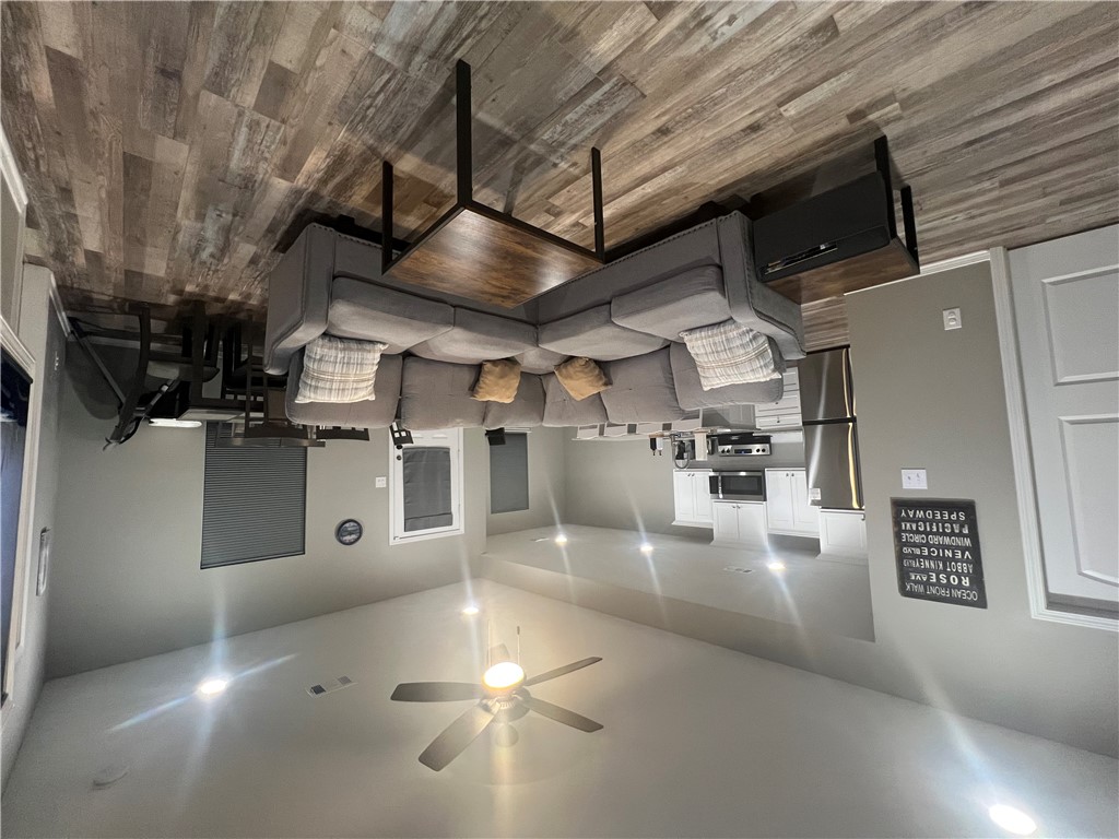 C & B ADDITION - Residential