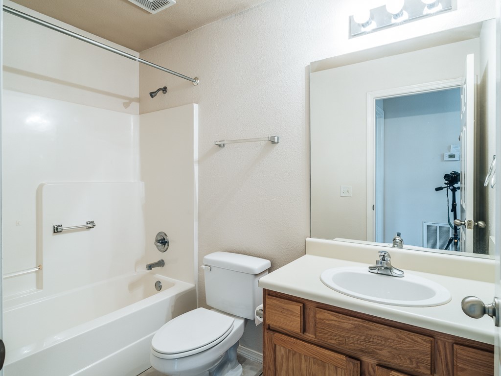 Springs Sub, The Bentonville - Residential Lease