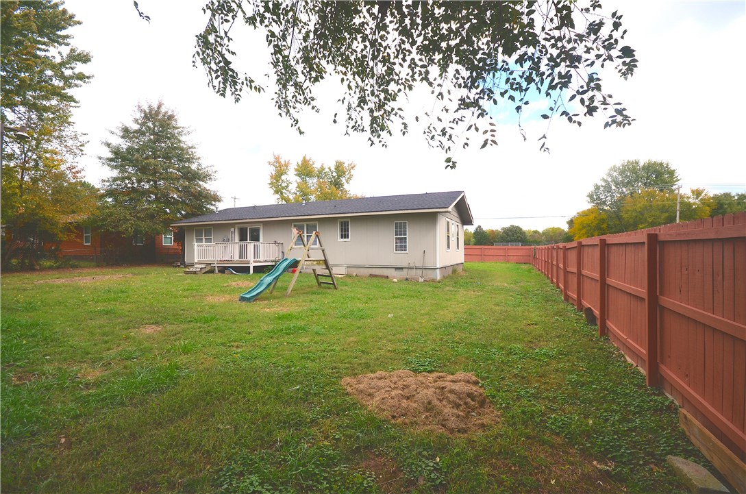 Dixieland Village 1st Add Rogers - Residential
