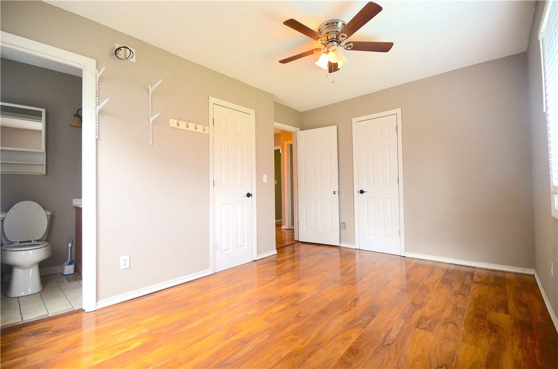 Dixieland Village 1st Add Rogers - Residential