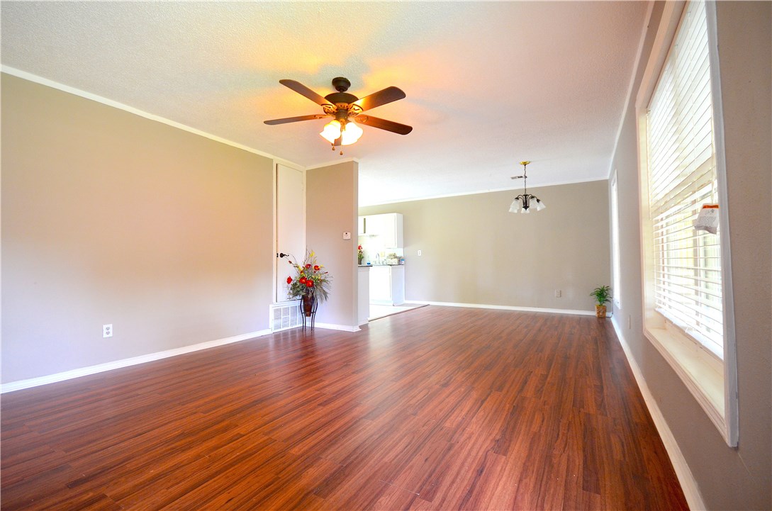 Dixieland Village 1st Add Rogers - Residential